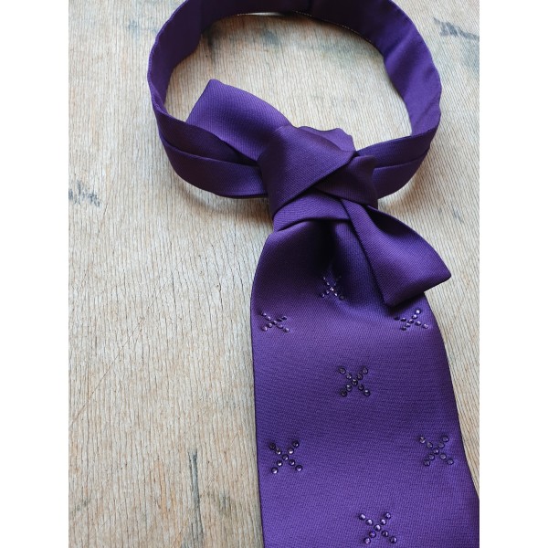 CATHERINE OSTI šilko kaklaraištis Nicole Purple